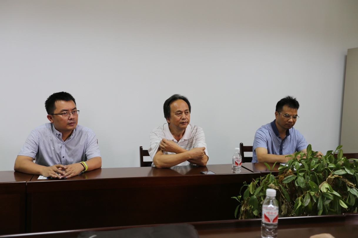 合作共贏｜梧州中恒集團黃宇聲副總經理率隊到我中心洽談中醫藥研究服務合作